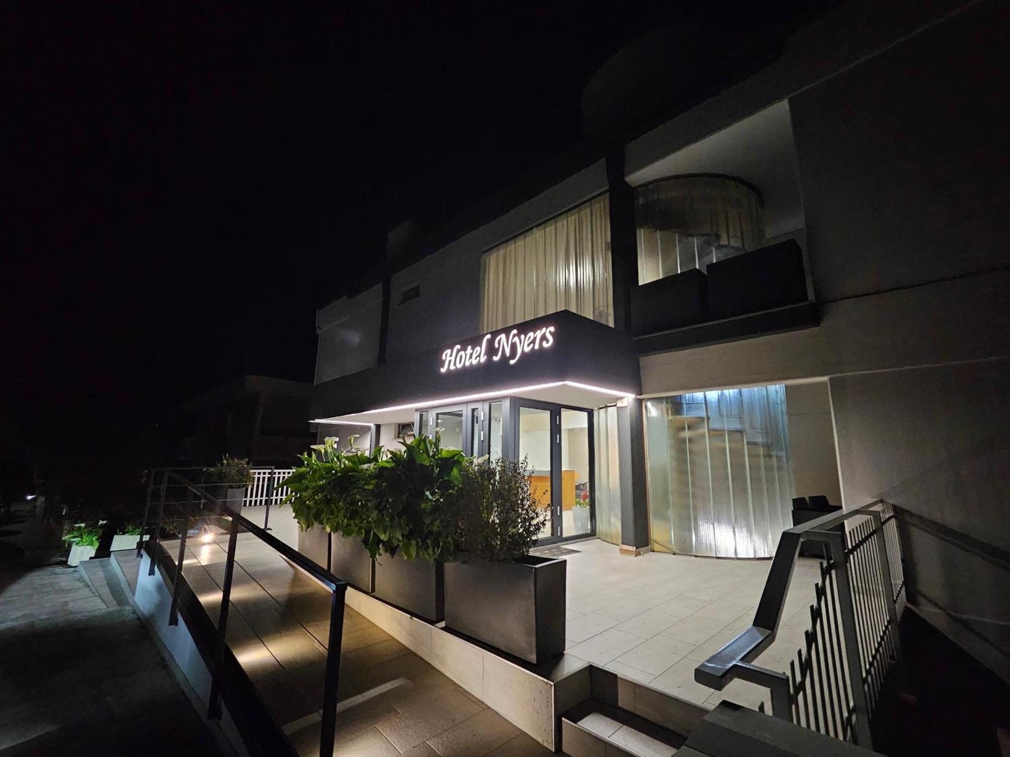 Albergo Nyers Perugia Ngoại thất bức ảnh