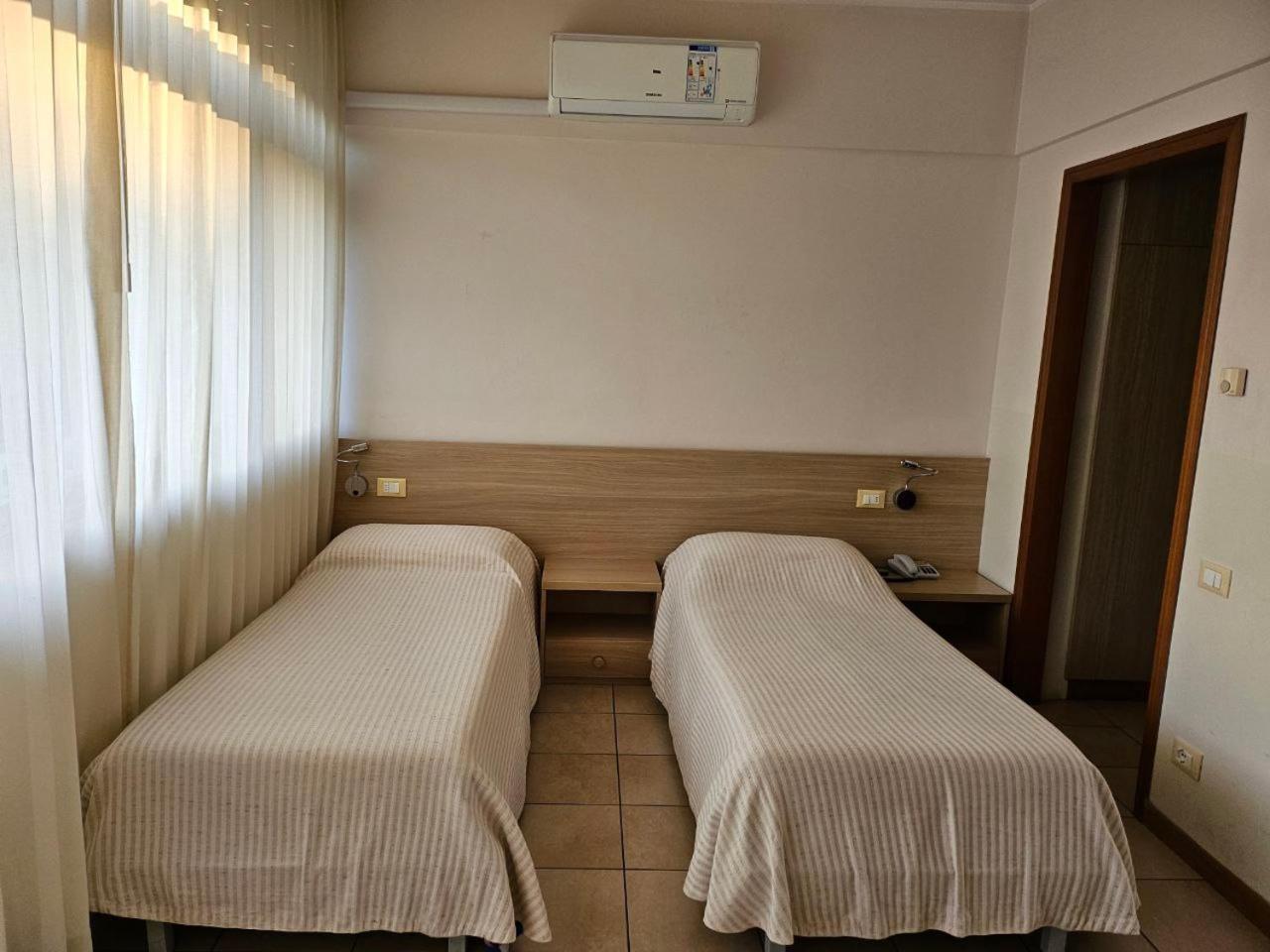Albergo Nyers Perugia Ngoại thất bức ảnh
