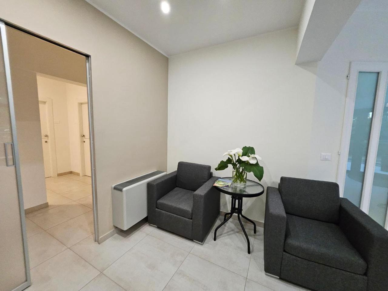 Albergo Nyers Perugia Ngoại thất bức ảnh