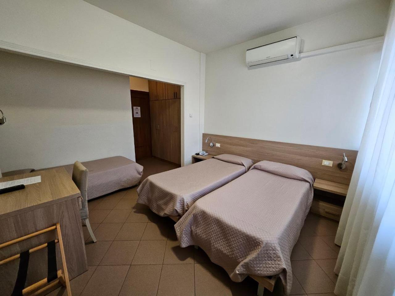Albergo Nyers Perugia Ngoại thất bức ảnh