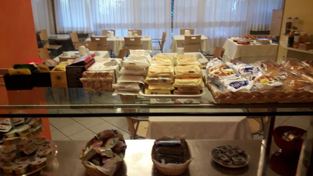Albergo Nyers Perugia Ngoại thất bức ảnh