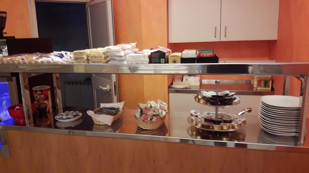 Albergo Nyers Perugia Ngoại thất bức ảnh