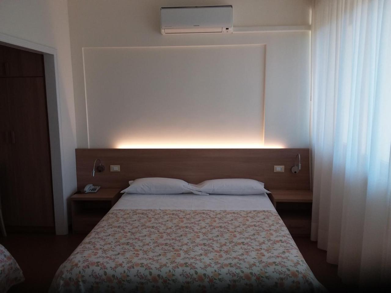 Albergo Nyers Perugia Ngoại thất bức ảnh