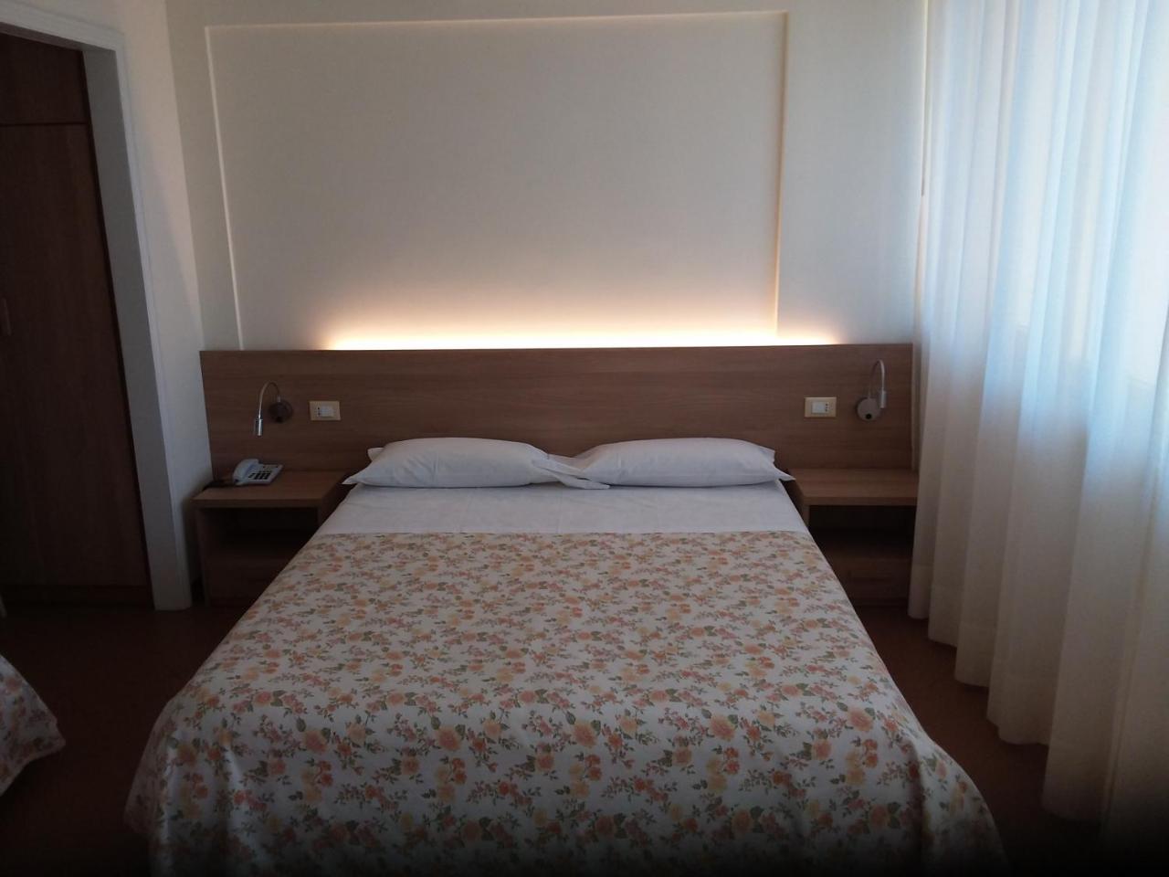 Albergo Nyers Perugia Ngoại thất bức ảnh